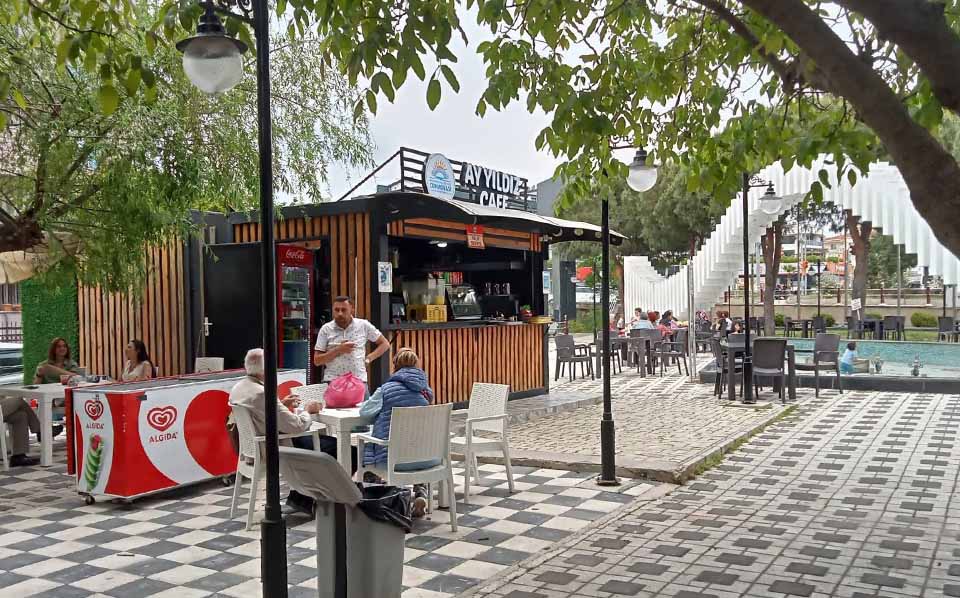 MENDERES BELEDİYE ÇAY BAHÇESİ